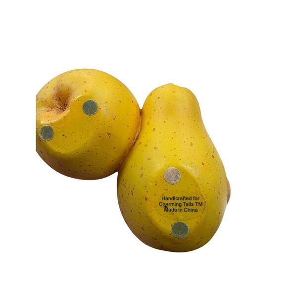 Fitz & Floyd Charming Tails "We Make‎ a Good Pear" Handcrafted Figurine - Picture 3 of 4